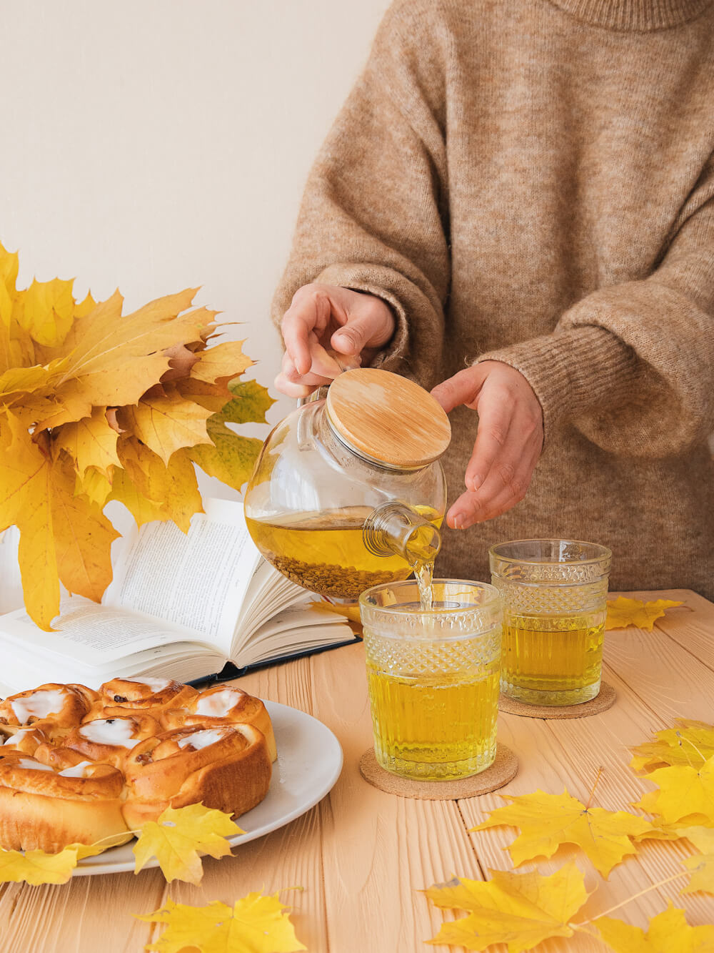 5 Delicious & Healthy Tea Recipes to Keep Warm During The Fall